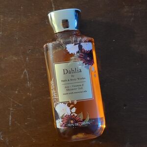 bath and body works • dahlia shower gel